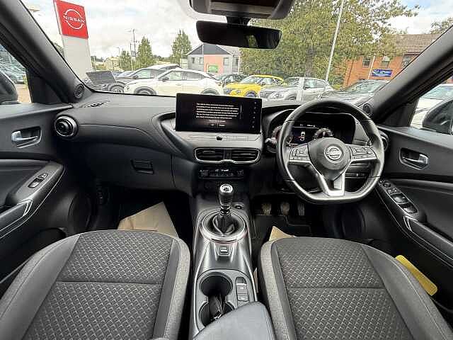 Nissan Juke 1.0 DiG-T N-Connecta 5dr