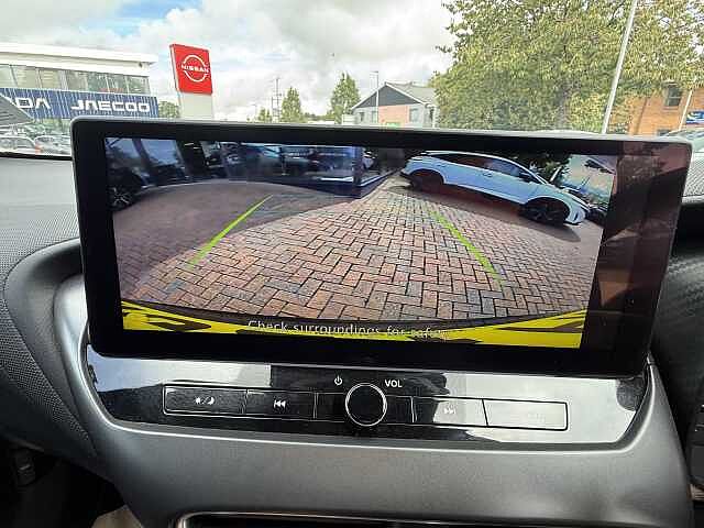 Nissan Juke 1.0 DiG-T N-Connecta 5dr