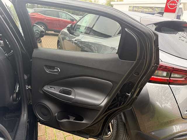 Nissan Juke 1.0 DiG-T N-Connecta 5dr