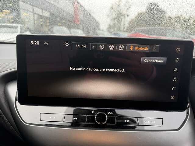 Nissan Juke 1.0 DiG-T N-Connecta 5dr