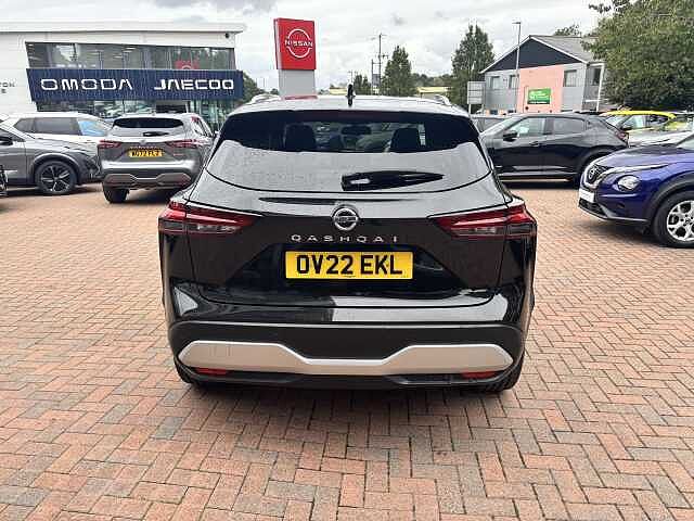 Nissan Qashqai 1.3 DiG-T MH Tekna 5dr