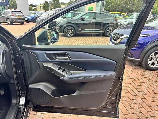 Nissan Qashqai 1.3 DiG-T MH Tekna 5dr