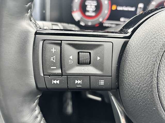 Nissan Qashqai 1.3 DiG-T MH Tekna 5dr