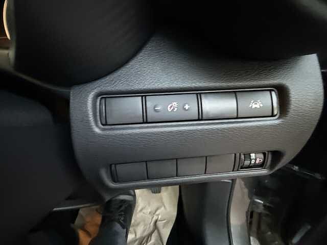 Nissan Juke 1.6 Hybrid N-Connecta 5dr Auto