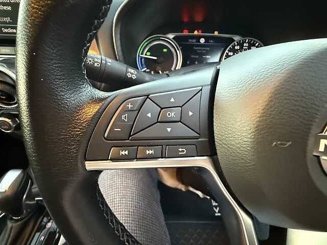 Nissan Juke 1.6 Hybrid N-Connecta 5dr Auto