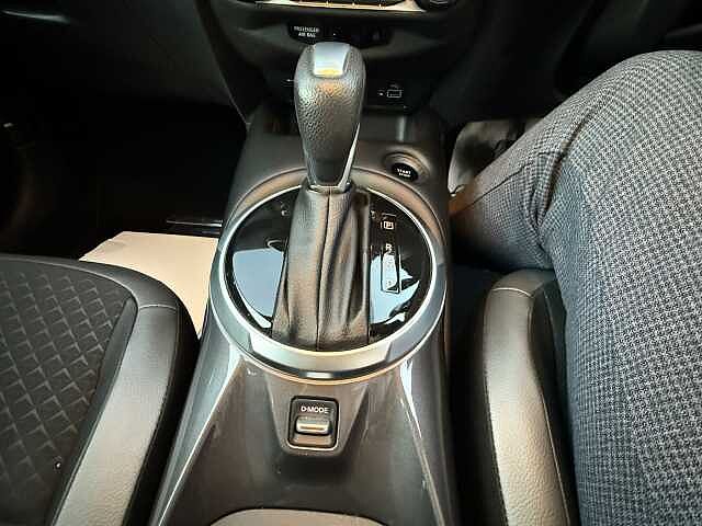 Nissan Juke 1.6 Hybrid N-Connecta 5dr Auto