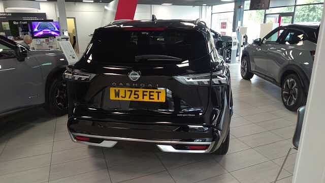 Nissan Qashqai 1.3 DiG-T MH Tekna 5dr