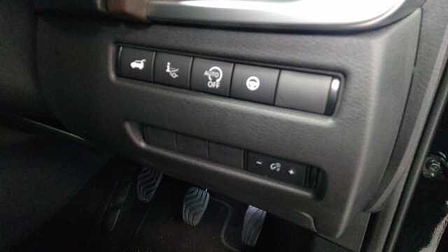 Nissan Qashqai 1.3 DiG-T MH Tekna 5dr