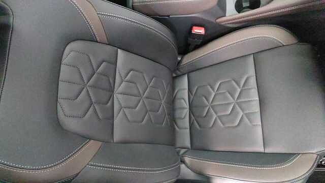 Nissan Qashqai 1.3 DiG-T MH Tekna 5dr