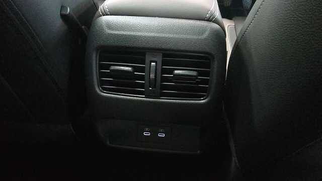 Nissan Qashqai 1.3 DiG-T MH Tekna 5dr