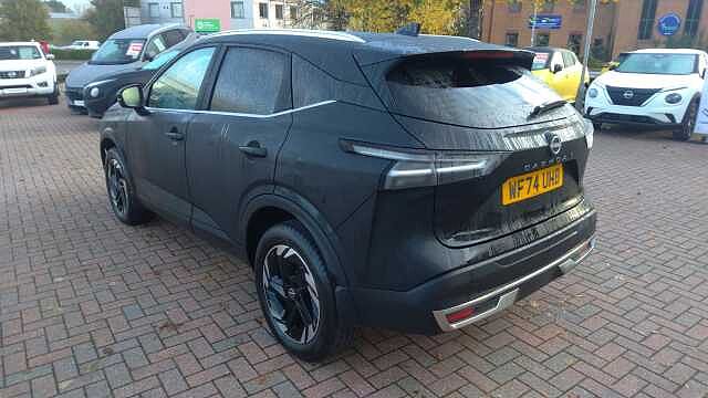 Nissan Qashqai 1.3 DiG-T MH N-Connecta 5dr