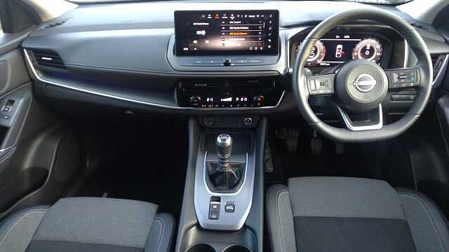 Nissan Qashqai 1.3 DiG-T MH N-Connecta 5dr