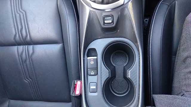 Nissan Juke 1.6 Hybrid Tekna 5dr Auto