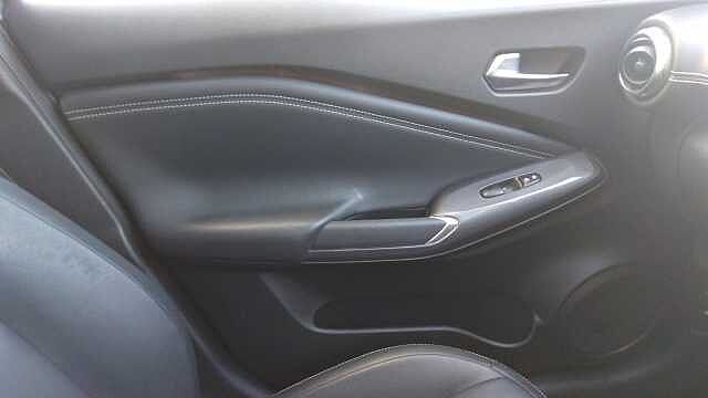 Nissan Juke 1.6 Hybrid Tekna 5dr Auto