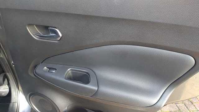 Nissan Juke 1.6 Hybrid Tekna 5dr Auto