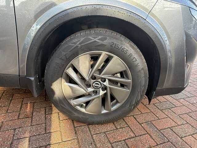 Nissan Qashqai 1.3 DiG-T MH Acenta Premium 5dr