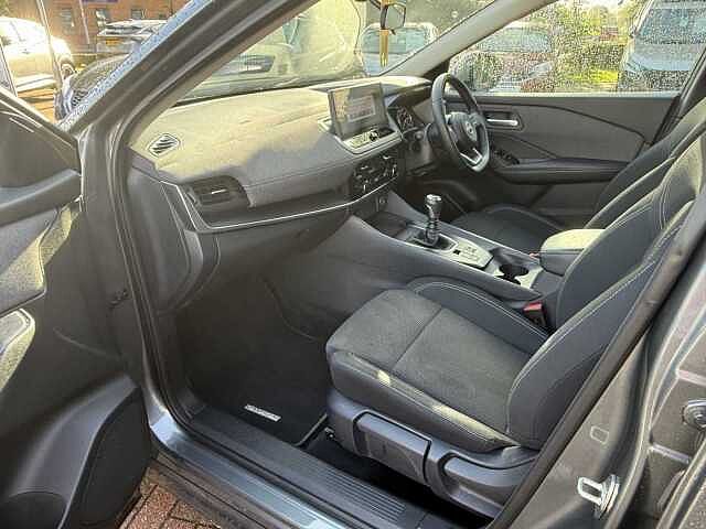 Nissan Qashqai 1.3 DiG-T MH Acenta Premium 5dr