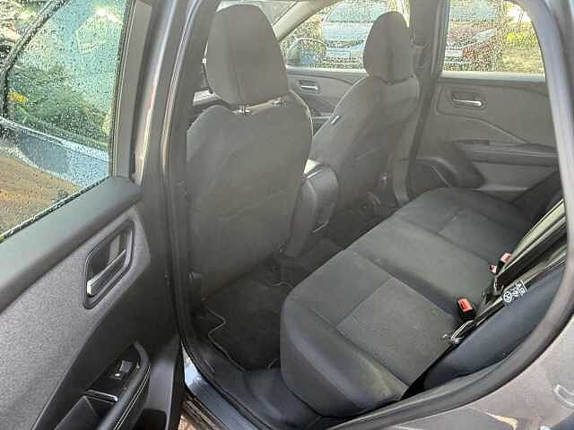 Nissan Qashqai 1.3 DiG-T MH Acenta Premium 5dr