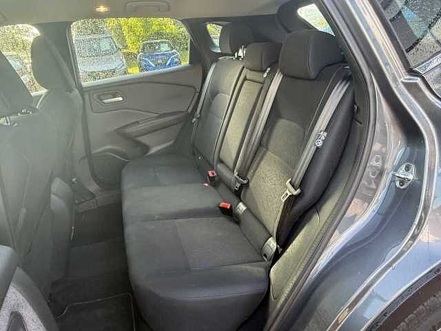 Nissan Qashqai 1.3 DiG-T MH Acenta Premium 5dr