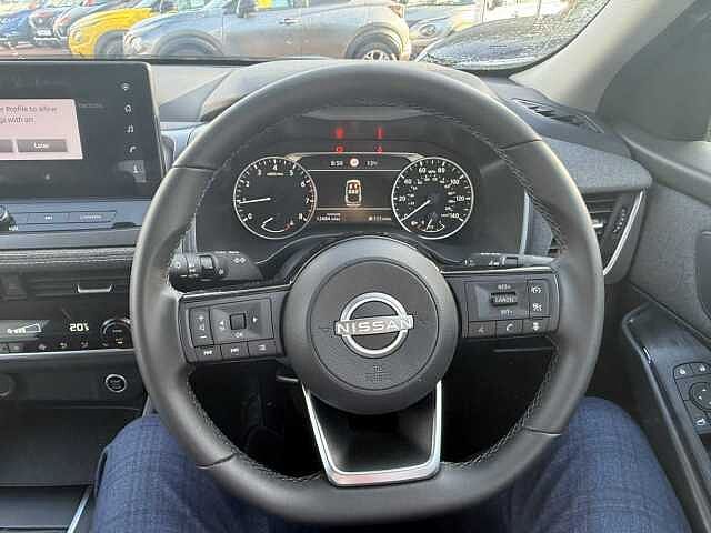 Nissan Qashqai 1.3 DiG-T MH Acenta Premium 5dr