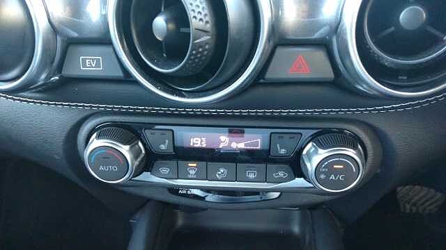 Nissan Juke 1.6 Hybrid Tekna 5dr Auto