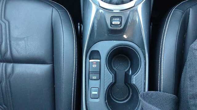 Nissan Juke 1.6 Hybrid Tekna 5dr Auto