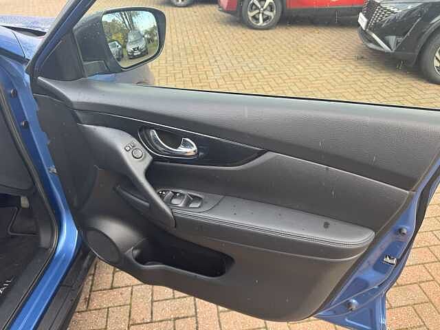 Nissan X-trail Station Wagon 1.3 DiG-T N-Connecta 5dr DCT