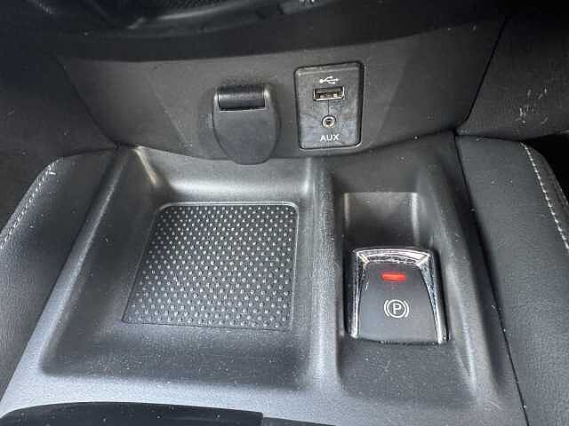 Nissan X-trail Station Wagon 1.3 DiG-T N-Connecta 5dr DCT