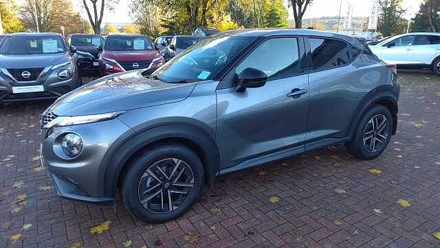 Nissan Juke 1.0 DiG-T N-Connecta 5dr DCT