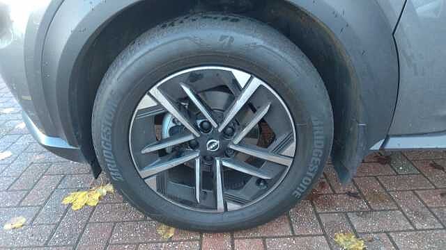 Nissan Juke 1.0 DiG-T N-Connecta 5dr DCT