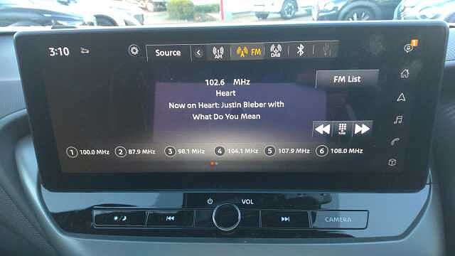 Nissan Juke 1.0 DiG-T N-Connecta 5dr DCT