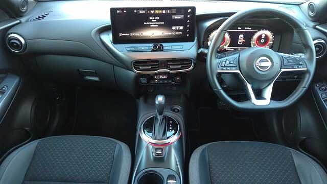 Nissan Juke 1.0 DiG-T N-Connecta 5dr DCT