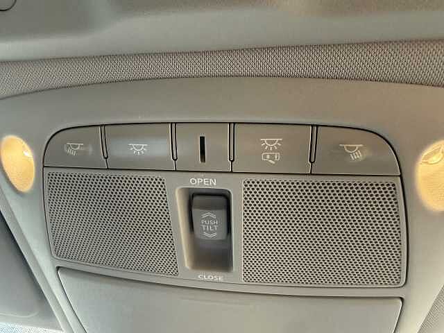 Nissan X-trail Station Wagon 1.6 dCi Tekna 5dr