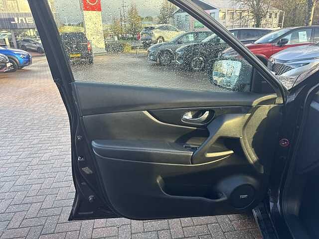 Nissan X-trail Station Wagon 1.6 dCi Tekna 5dr