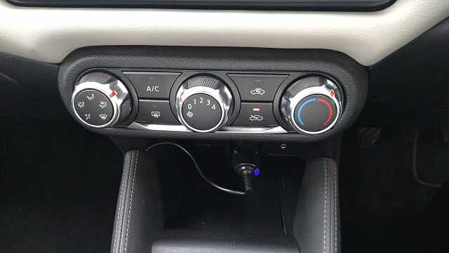 Nissan Micra 1.0 IG-T 92 Acenta 5dr