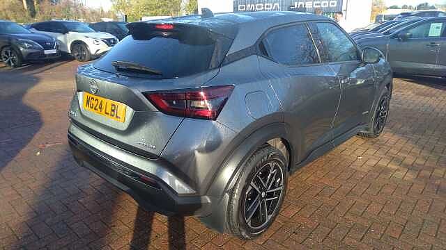 Nissan Juke 1.6 Hybrid N-Connecta 5dr Auto