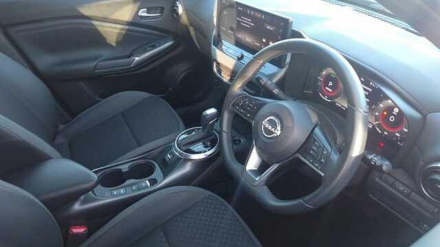 Nissan Juke 1.6 Hybrid N-Connecta 5dr Auto