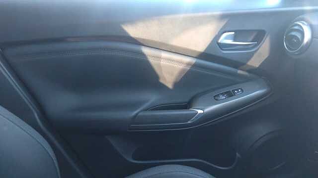 Nissan Juke 1.6 Hybrid N-Connecta 5dr Auto