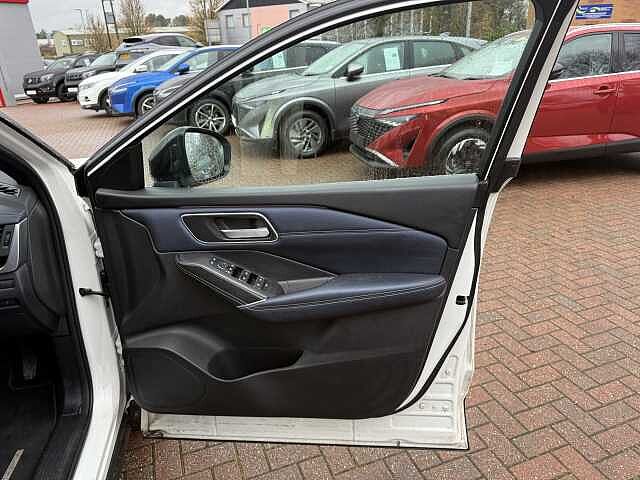 Nissan Qashqai 1.3 DiG-T MH 158 Tekna 5dr Xtronic