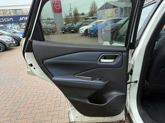 Nissan Qashqai 1.3 DiG-T MH 158 Tekna 5dr Xtronic