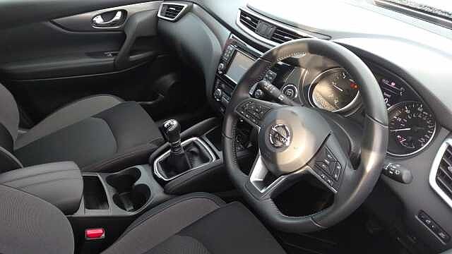 Nissan Qashqai 1.5 dCi 115 N-Connecta 5dr