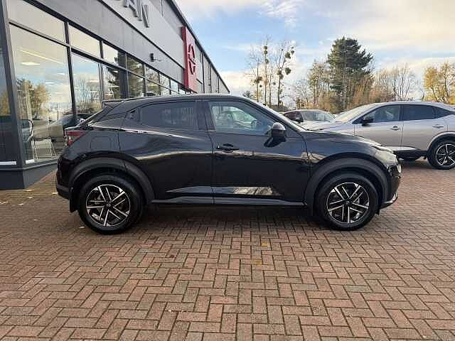 Nissan Juke 1.0 DiG-T N-Connecta 5dr DCT