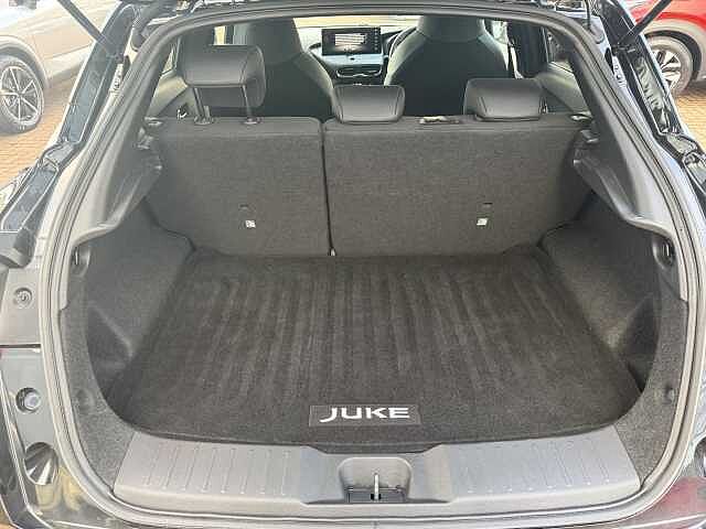 Nissan Juke 1.0 DiG-T N-Connecta 5dr DCT