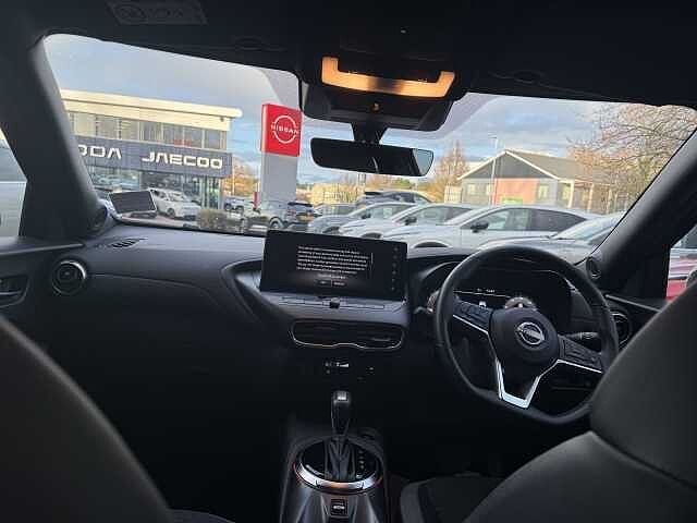 Nissan Juke 1.0 DiG-T N-Connecta 5dr DCT