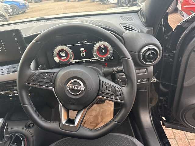 Nissan Juke 1.0 DiG-T N-Connecta 5dr DCT