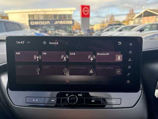 Nissan Juke 1.0 DiG-T N-Connecta 5dr DCT