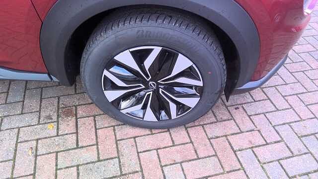 Nissan Juke 1.0 DiG-T Acenta Premium 5dr