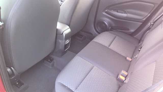 Nissan Juke 1.0 DiG-T Acenta Premium 5dr