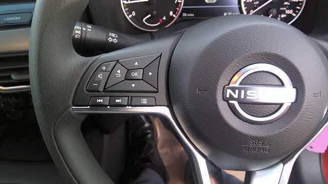 Nissan Juke 1.0 DiG-T Acenta Premium 5dr