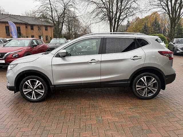 Nissan Qashqai 1.3 DiG-T N-Connecta 5dr
